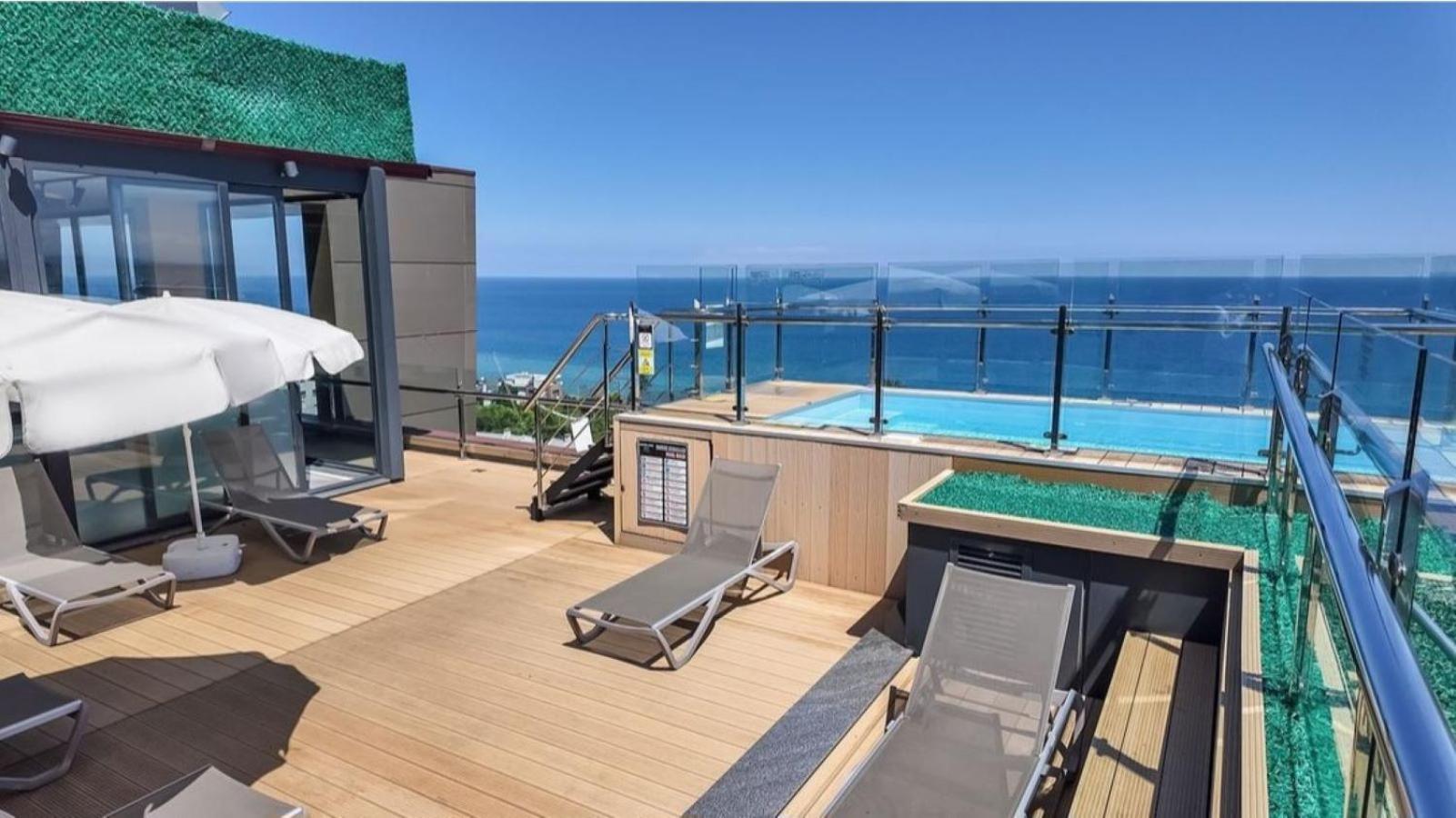 Mercure Trabzon Hotel エクステリア 写真 Rooftop pool